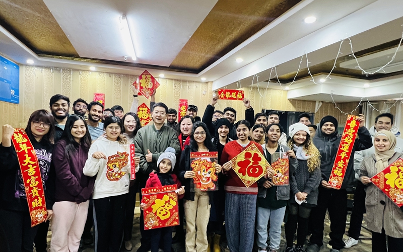 开云·（中国）集团有限公司,开展2024年留学生新春慰问活动
